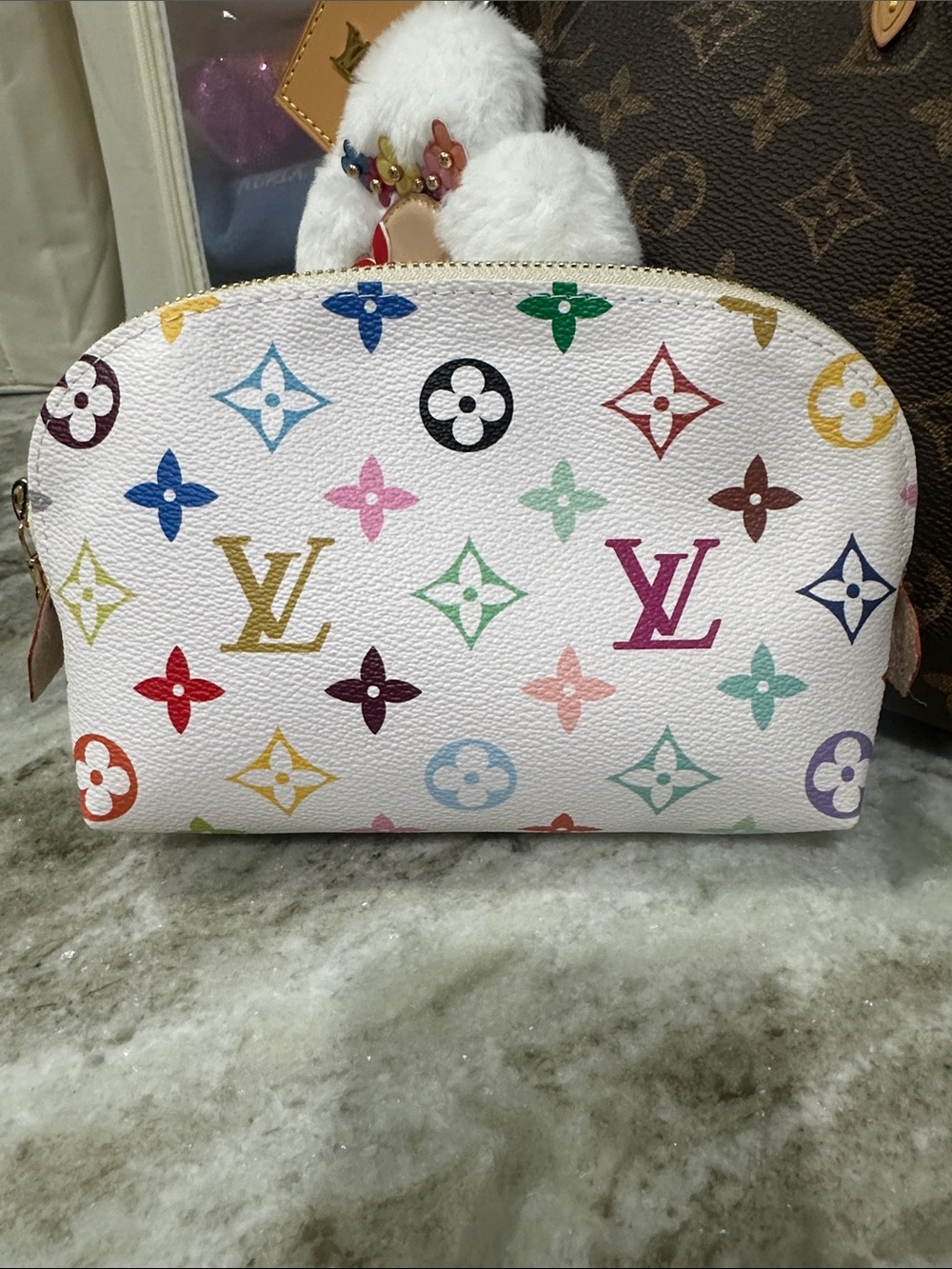 UNBRANDED White Cosmetic Pouch with Gold Zip. Small size. New
